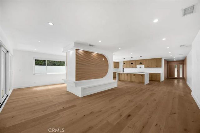 4656 Greenbush, Sherman Oaks, CA 91423