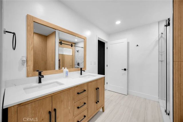 4656 Greenbush, Sherman Oaks, CA 91423