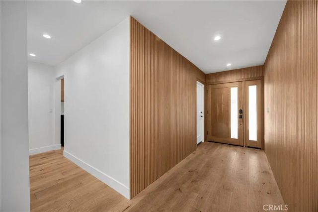 4656 Greenbush, Sherman Oaks, CA 91423