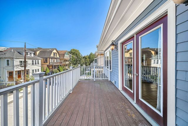 32 Copley St 2, Cambridge, MA 02138