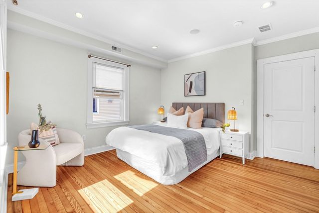 32 Copley St 2, Cambridge, MA 02138