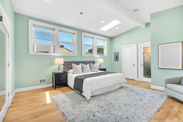 32 Copley St 2, Cambridge, MA 02138