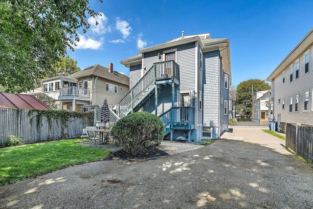 32 Copley St 2, Cambridge, MA 02138