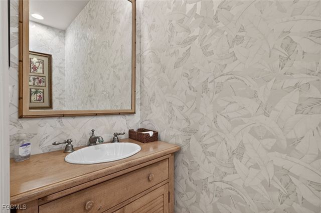 816 Birdie View PT, Sanibel, FL 33957