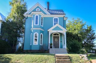 310 BERKELEY PL, Staunton, VA 24401