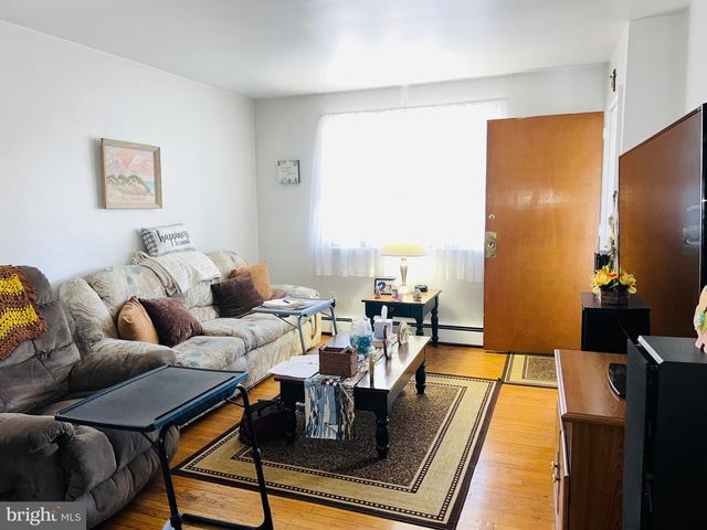 7531 WATSON ST, Philadelphia, PA 19111