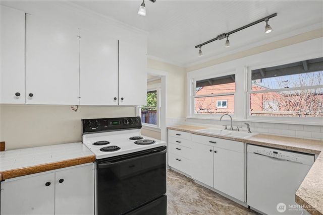 608 Wilson Street SE, Olympia, WA 98501