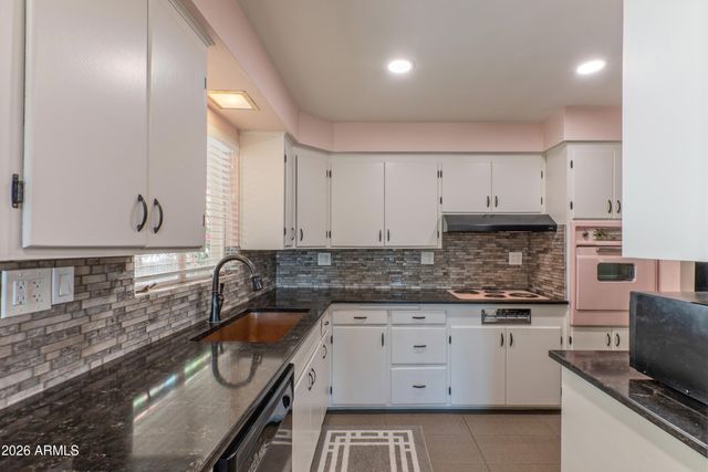 1334 W WILLETTA Street, Phoenix, AZ 85007