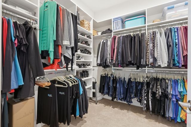 5025 Brightside Ln, Roseville, CA 95661