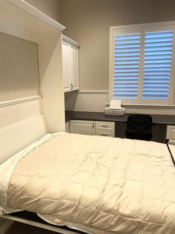 5025 Brightside Ln, Roseville, CA 95661