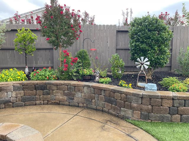 5025 Brightside Ln, Roseville, CA 95661