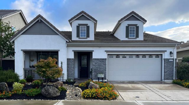 5025 Brightside Ln, Roseville, CA 95661