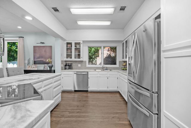 5 Calle Rio, Mary Esther, FL 32569