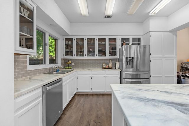 5 Calle Rio, Mary Esther, FL 32569