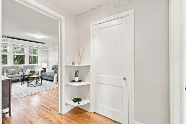 3400 List Place 5, Minneapolis, MN 55416