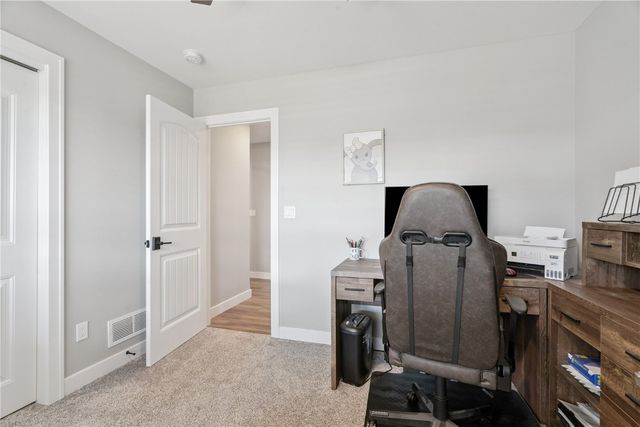 1264 Cedar Springs Dr, Marion, IA 52302