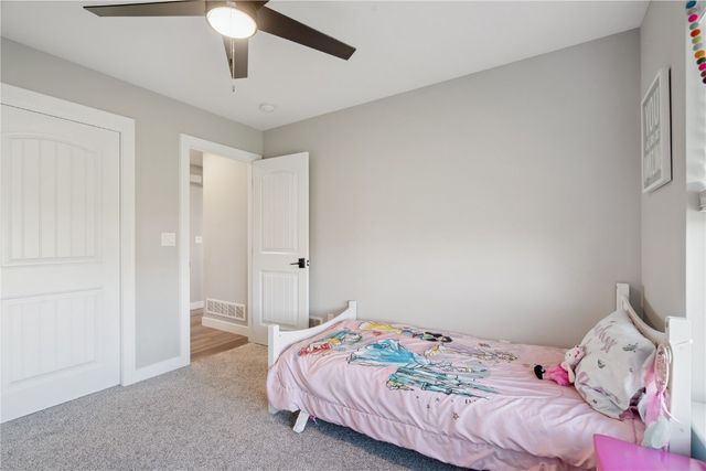 1264 Cedar Springs Dr, Marion, IA 52302