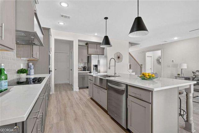 972 Homepark Circle, Buford, GA 30518