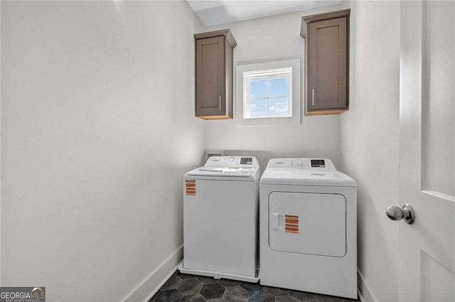 972 Homepark Circle, Buford, GA 30518