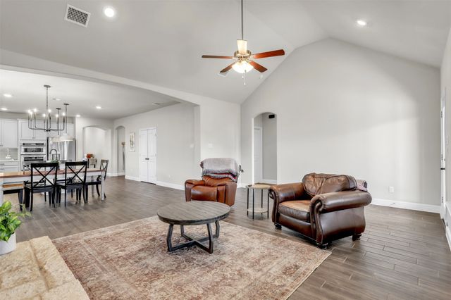 433 Forestridge Drive, Fate, TX 75087