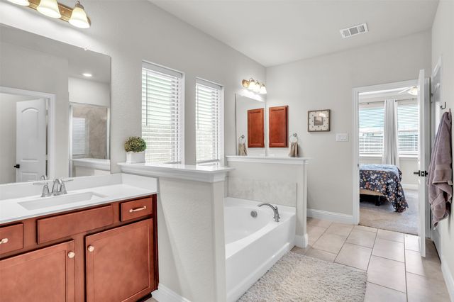 433 Forestridge Drive, Fate, TX 75087