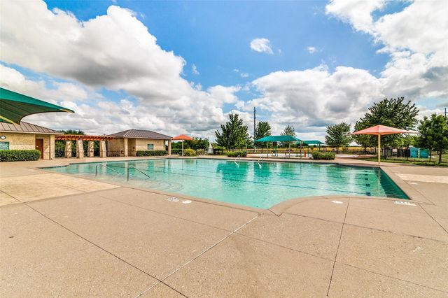 433 Forestridge Drive, Fate, TX 75087
