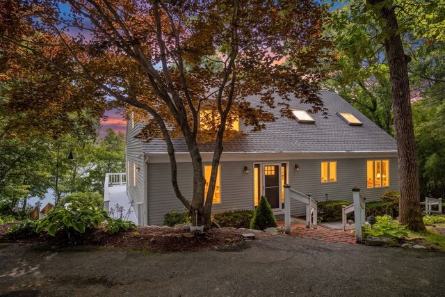 12 Sawmill Rd, Barnstable, MA 02648