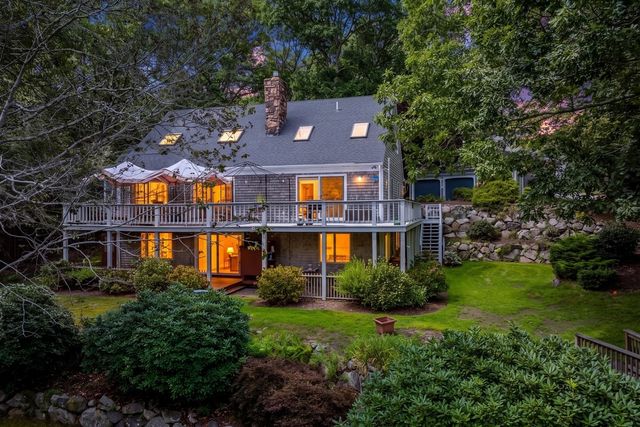 12 Sawmill Rd, Barnstable, MA 02648