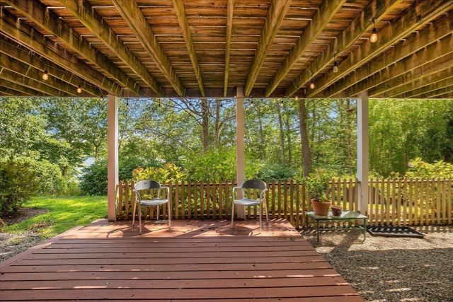 12 Sawmill Rd, Barnstable, MA 02648
