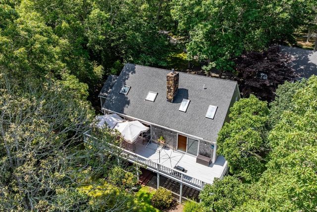 12 Sawmill Rd, Barnstable, MA 02648
