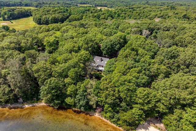 12 Sawmill Rd, Barnstable, MA 02648