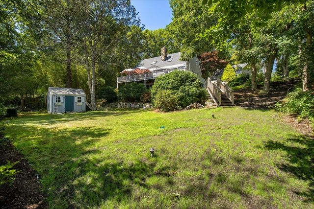 12 Sawmill Rd, Barnstable, MA 02648