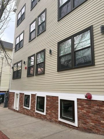 298 Wickenden Street 5, Providence, RI 02903