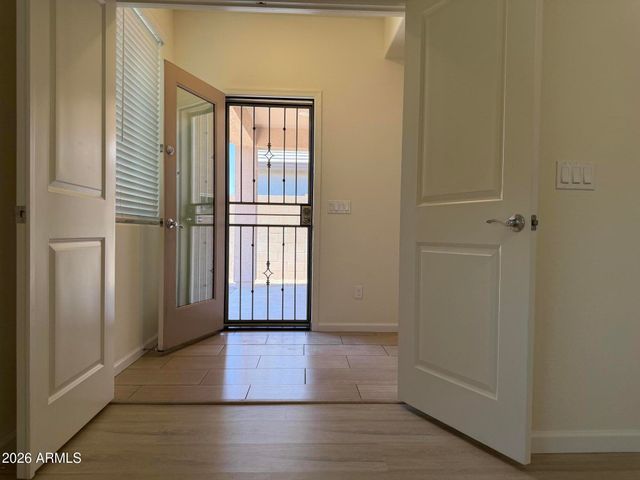 6628 S 4TH Street, Phoenix, AZ 85042