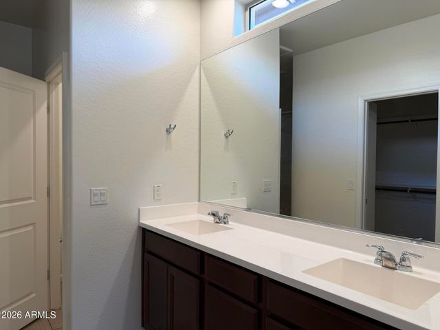 6628 S 4TH Street, Phoenix, AZ 85042