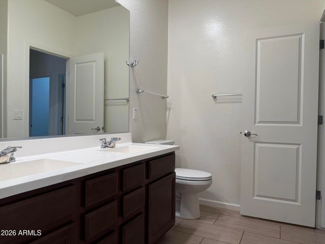 6628 S 4TH Street, Phoenix, AZ 85042