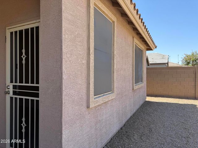 6628 S 4TH Street, Phoenix, AZ 85042