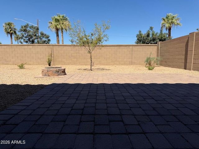 6628 S 4TH Street, Phoenix, AZ 85042