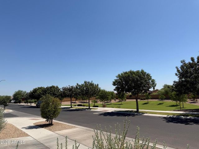 6628 S 4TH Street, Phoenix, AZ 85042