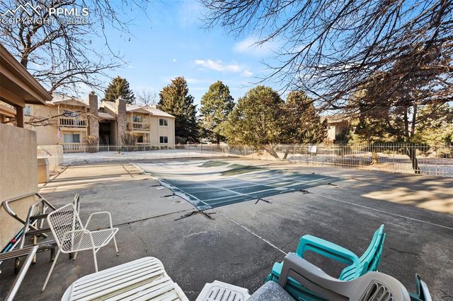 814 Tenderfoot Hill Road 102, Colorado Springs, CO 80906