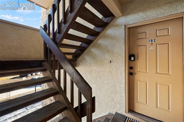 814 Tenderfoot Hill Road 102, Colorado Springs, CO 80906