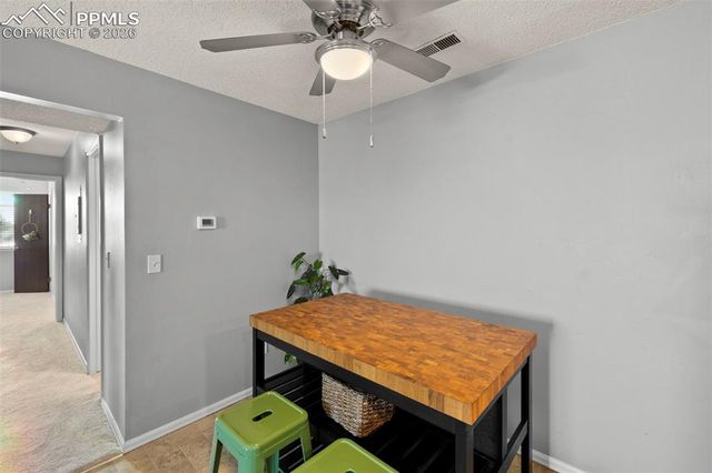 814 Tenderfoot Hill Road 102, Colorado Springs, CO 80906