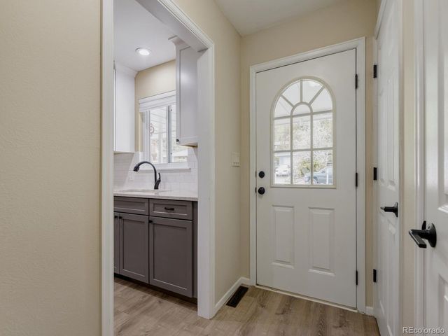 471 High Dr, Castle Rock, CO 80104