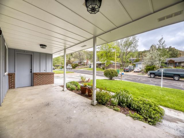 471 High Dr, Castle Rock, CO 80104