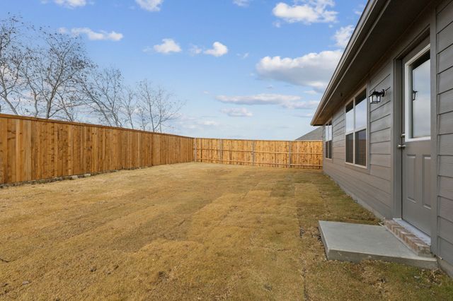 511 Forest Haven Drive, Van Alstyne, TX 75495