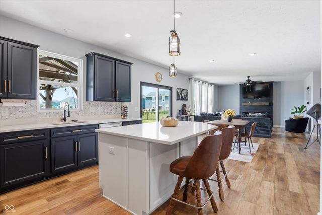 18884 Pinda Drive, Westfield, IN 46074