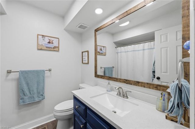 312 Gallenway TER, Chesapeake, VA 23322