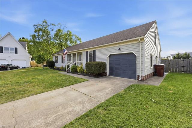 312 Gallenway TER, Chesapeake, VA 23322
