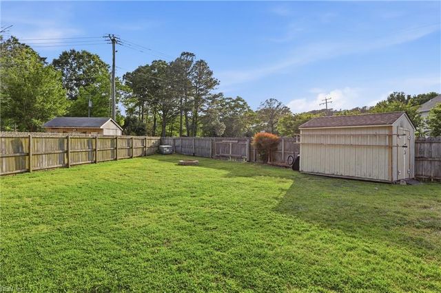 312 Gallenway TER, Chesapeake, VA 23322