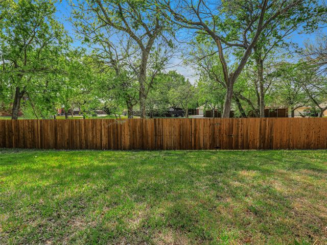 3005 Cedar Crest Drive, Mckinney, TX 75070